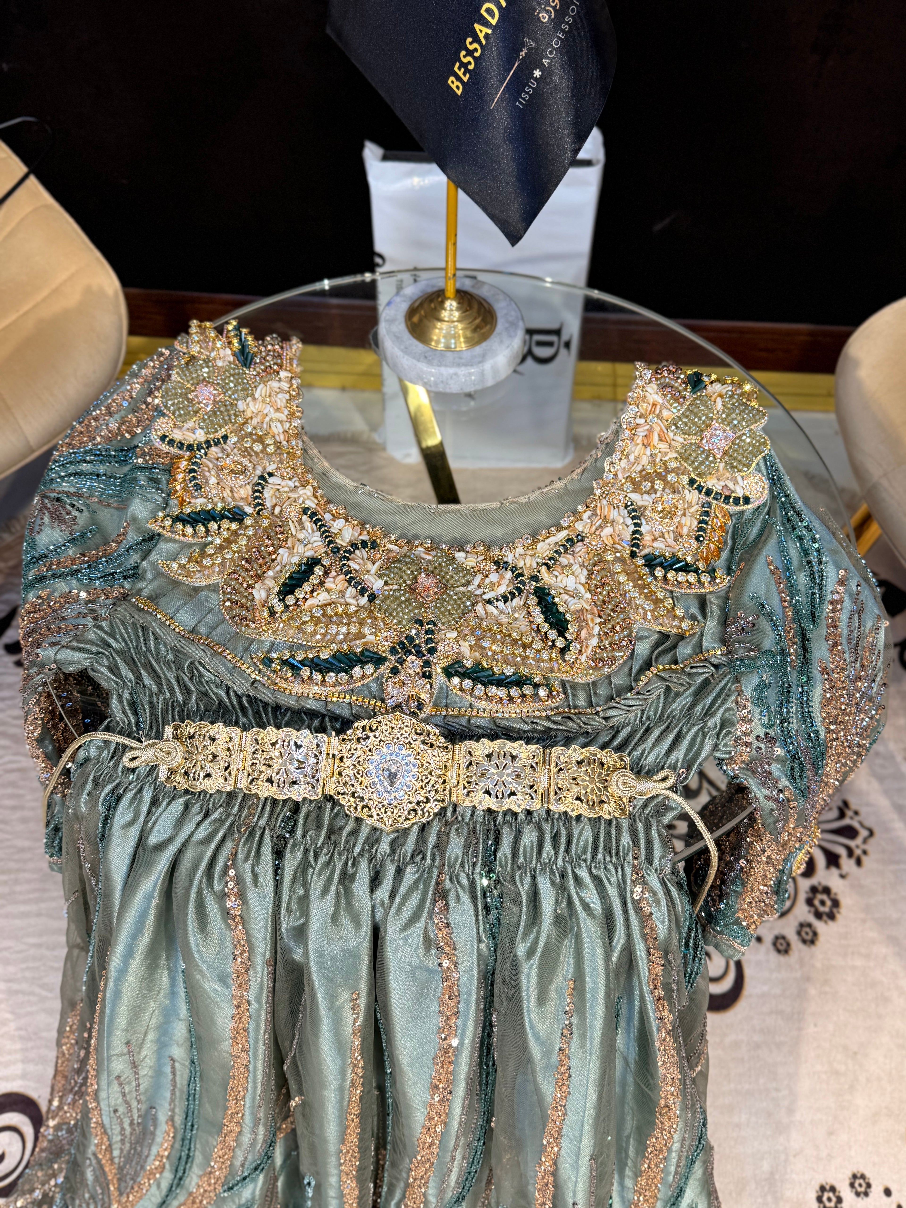 Blouza Carre ou Rond Sur commande