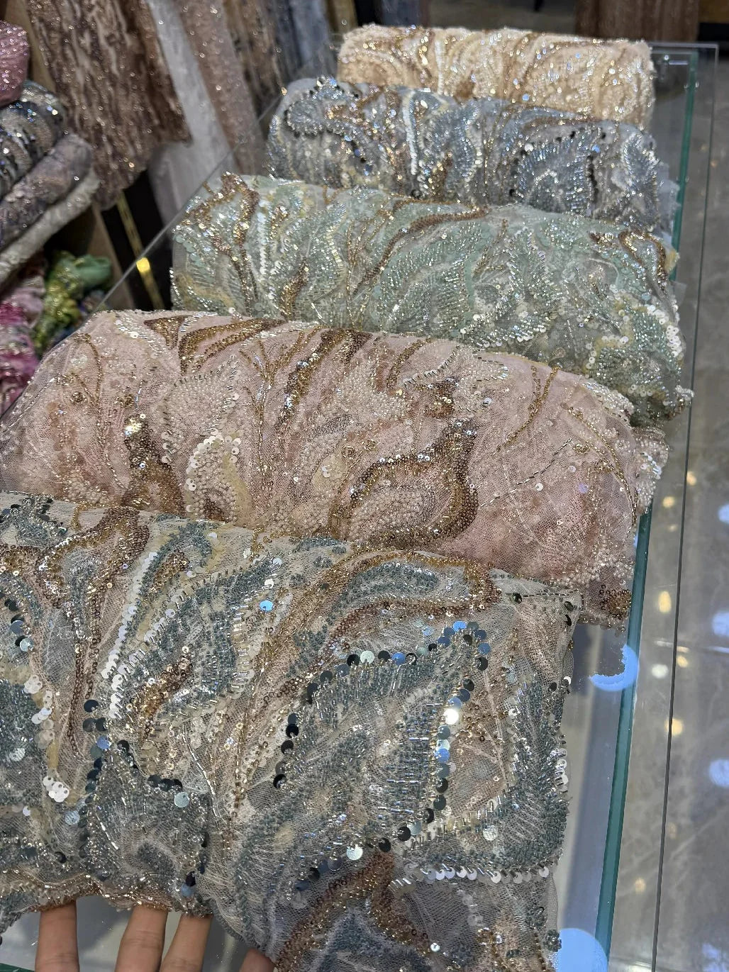 Tissu's Tulle Travaillé