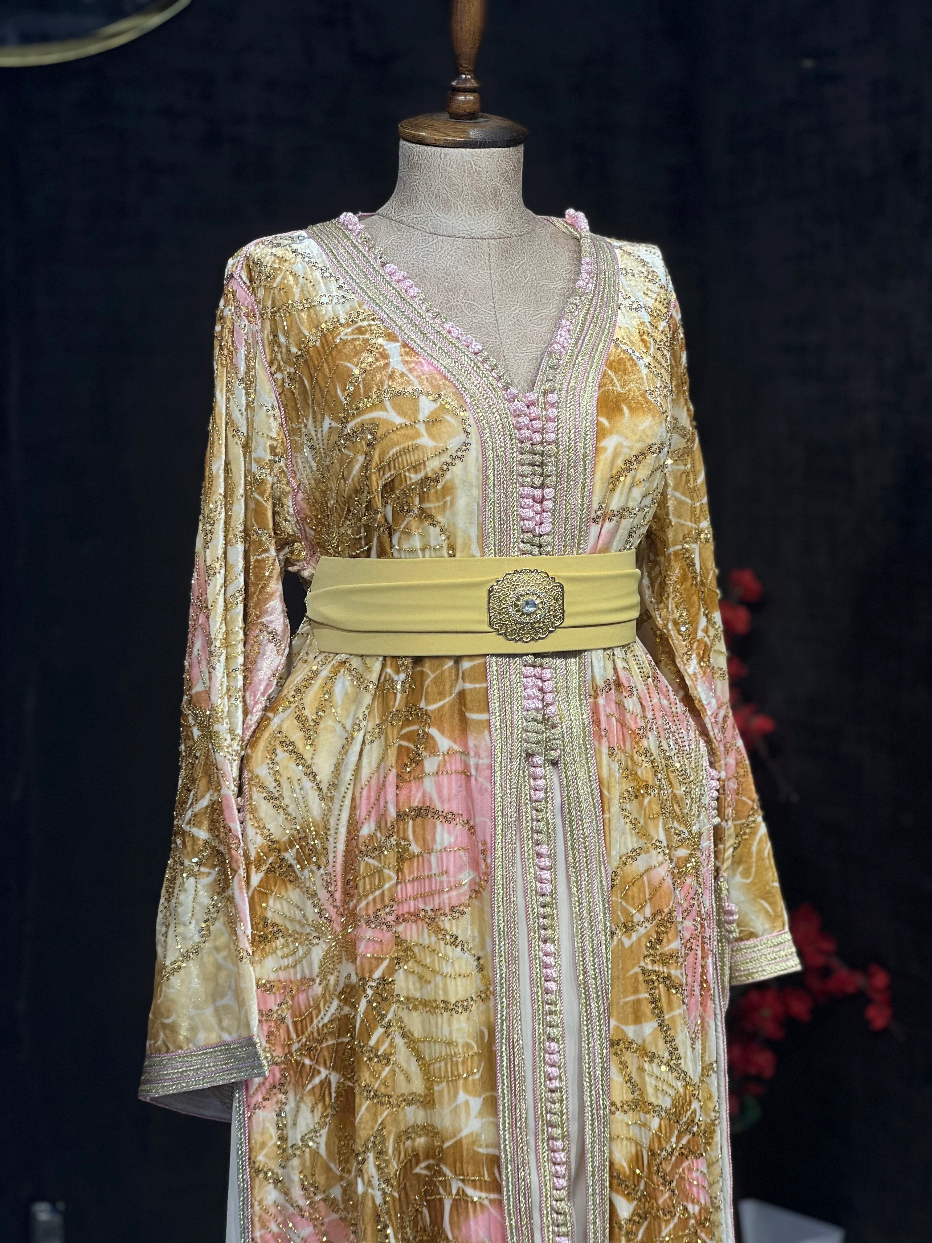 Caftan Beige Qatifet l'Hwa