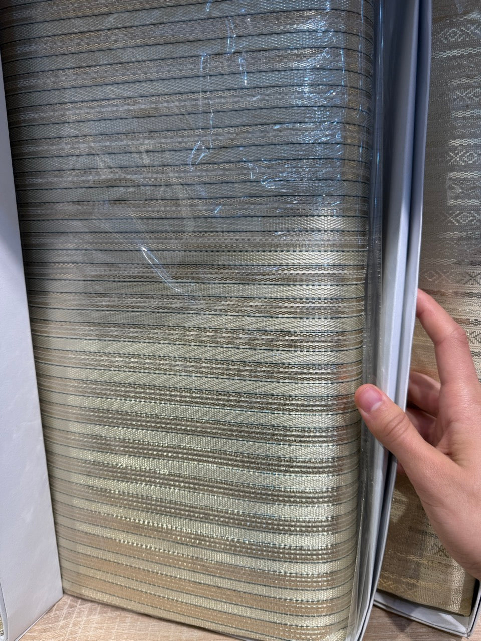 Mensouj Hur Dore Cuivre