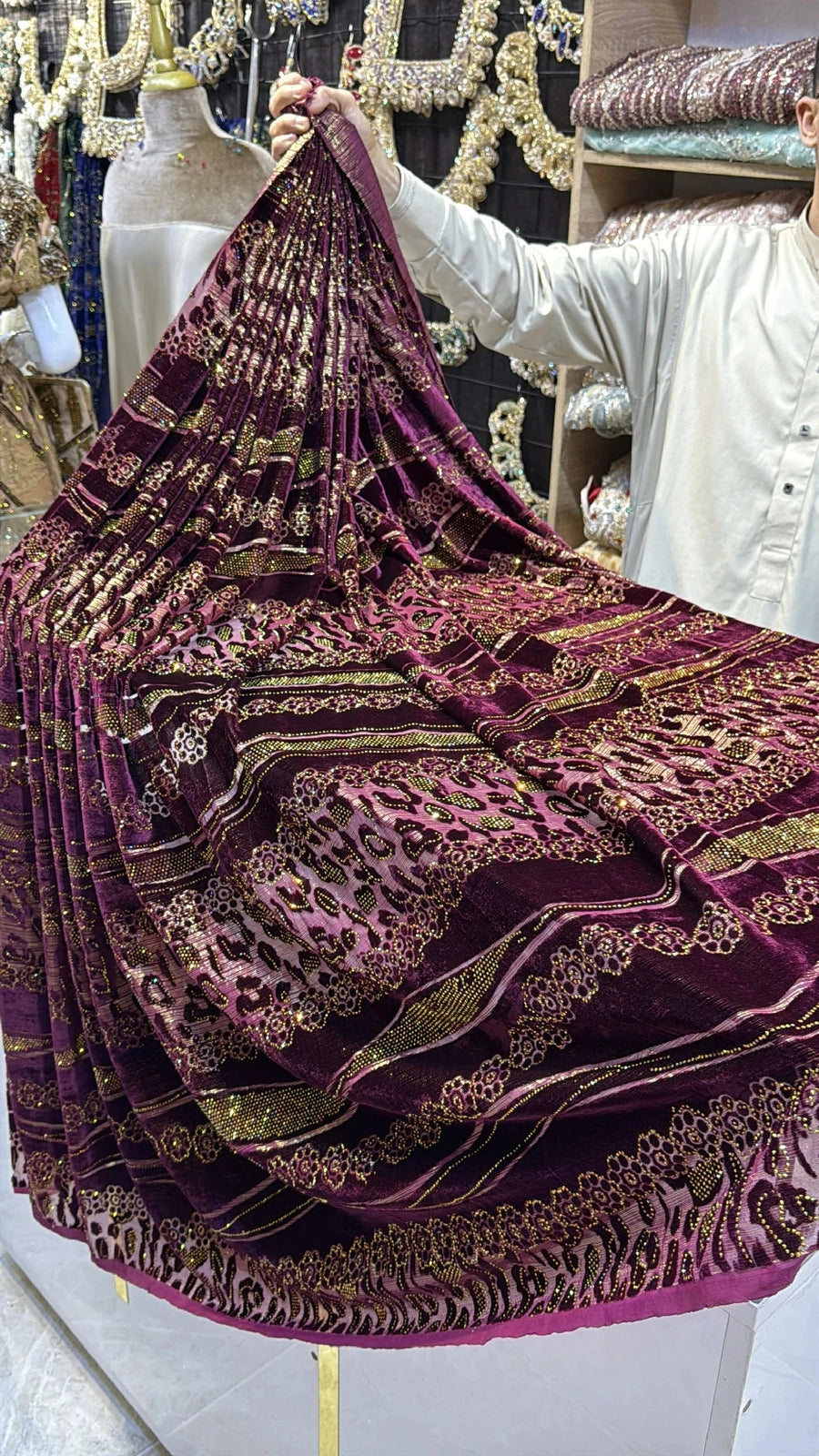 Model Luxury Mauve