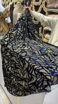 Model Pyramid Blue Nuit